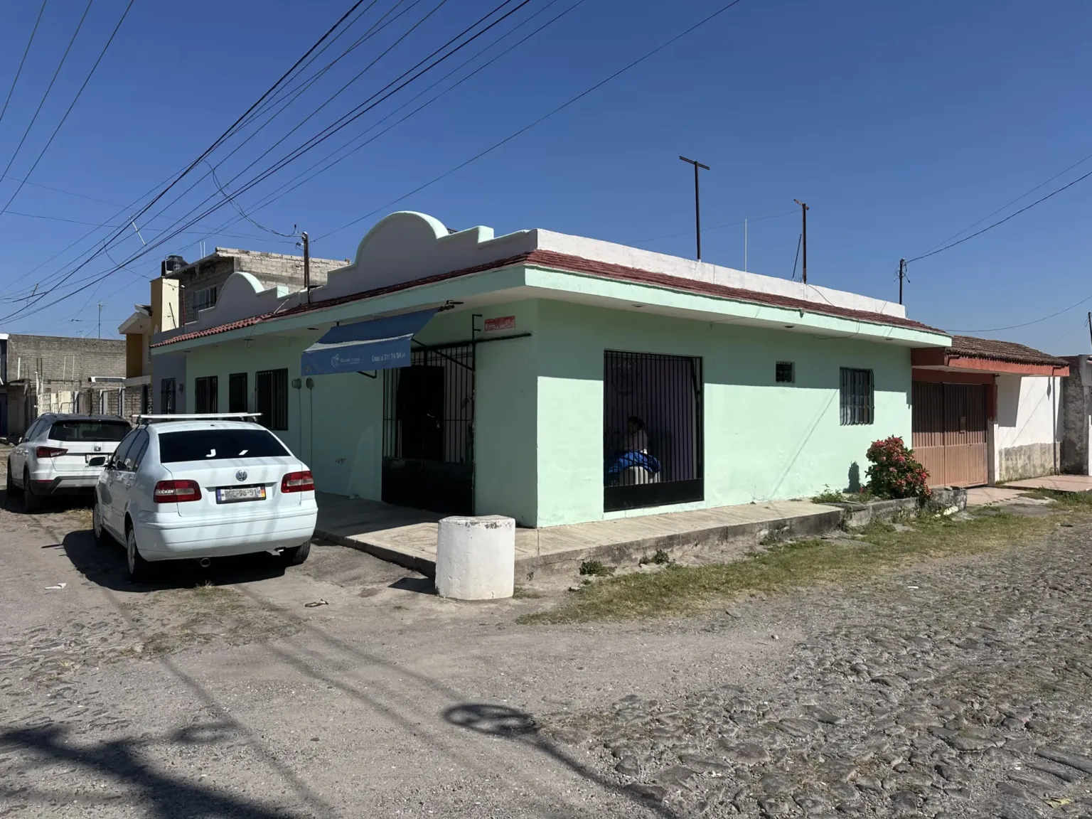 Casa en Col. Caminera — Tepic